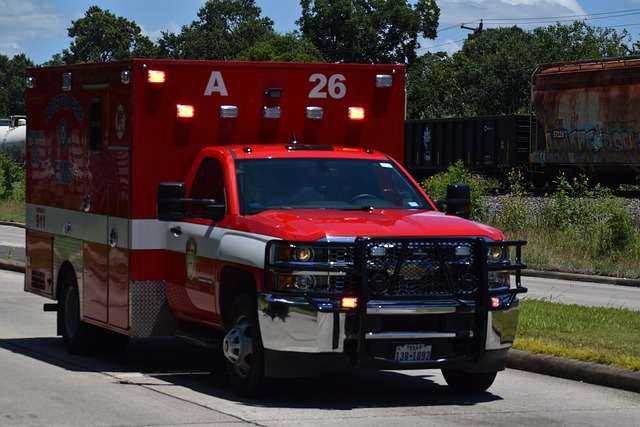 Bedford Train Collision: One Fatality, Over 100 Injured, Investigation Underway — AI-generated illustration