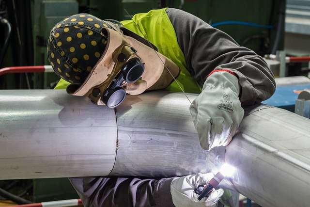 US Factory Job Cuts Hit Crisis Levels Amid Surging Manufacturing Demand — AI-generated illustration